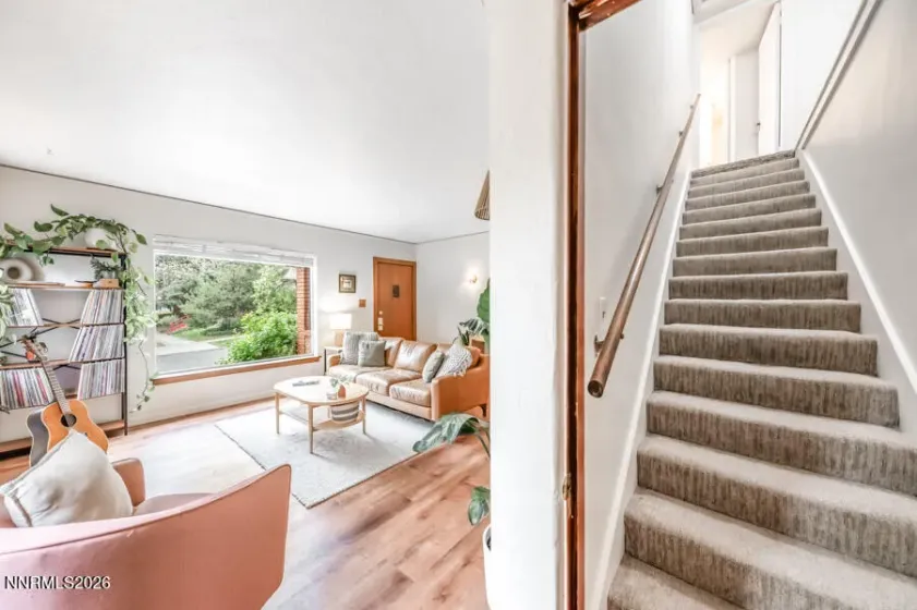 699 Saint Lawrence, Reno, Nevada 89509, 3 Bedrooms Bedrooms, ,2 BathroomsBathrooms,Residential,Residential,Saint Lawrence,260004946