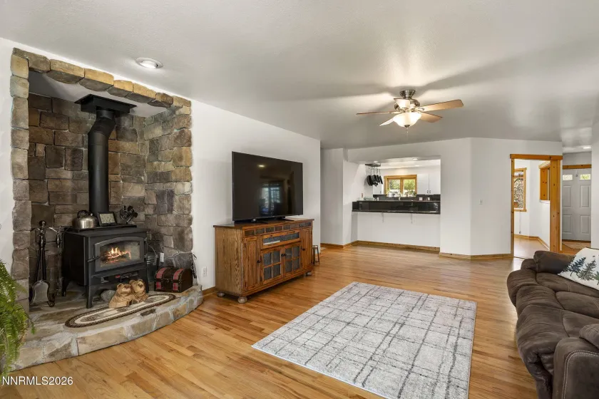 5180 Edmonds, Carson City, Nevada 89701, 3 Bedrooms Bedrooms, ,3 BathroomsBathrooms,Residential,Residential,Edmonds,260004950