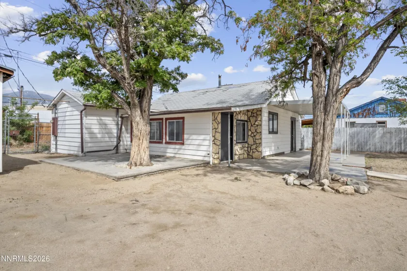 885 I, Hawthorne, Nevada 89415, 2 Bedrooms Bedrooms, ,1 BathroomBathrooms,Residential,Residential,I,260004958