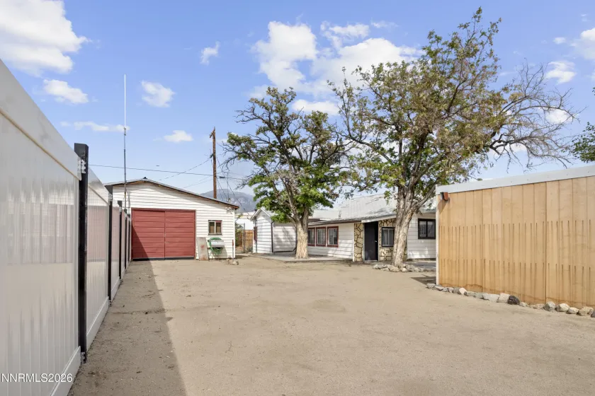 885 I, Hawthorne, Nevada 89415, 2 Bedrooms Bedrooms, ,1 BathroomBathrooms,Residential,Residential,I,260004958