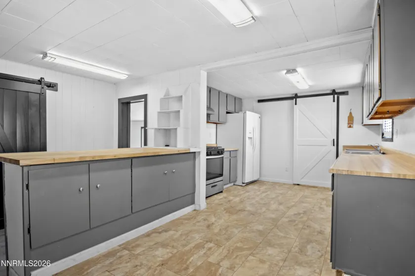 885 I, Hawthorne, Nevada 89415, 2 Bedrooms Bedrooms, ,1 BathroomBathrooms,Residential,Residential,I,260004958