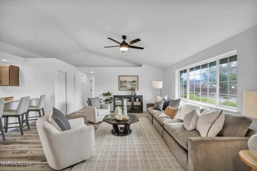 1286 Currycomb, Minden, Nevada 89423, 4 Bedrooms Bedrooms, ,3 BathroomsBathrooms,Residential,Residential,Currycomb,260004963