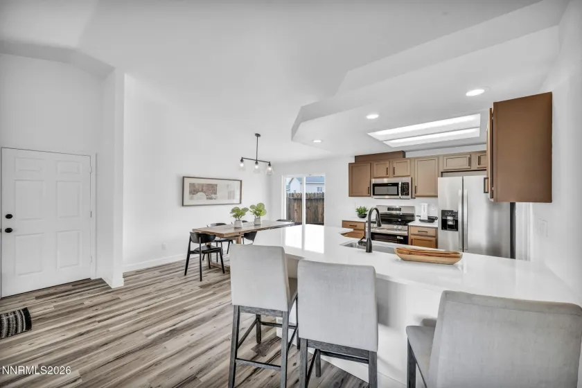 1286 Currycomb, Minden, Nevada 89423, 4 Bedrooms Bedrooms, ,3 BathroomsBathrooms,Residential,Residential,Currycomb,260004963