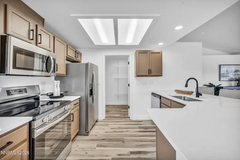 1286 Currycomb, Minden, Nevada 89423, 4 Bedrooms Bedrooms, ,3 BathroomsBathrooms,Residential,Residential,Currycomb,260004963