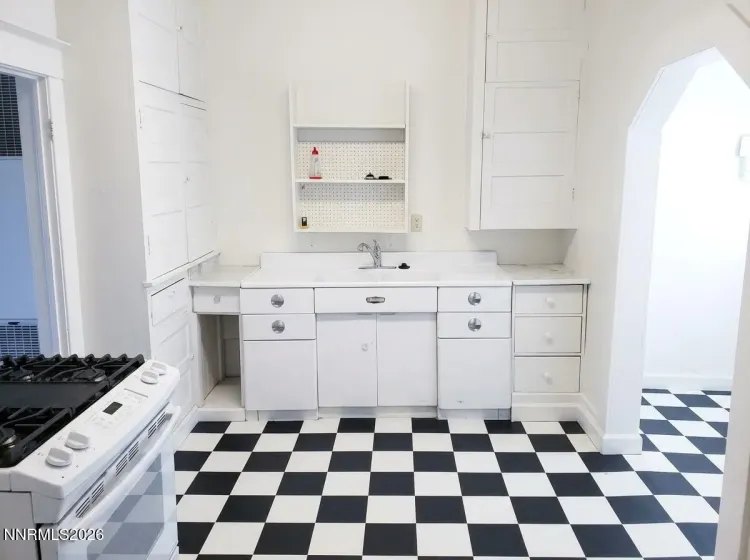 429 10th, Sparks, Nevada 89431, ,Commercial Sale,Residential,10th,260004965