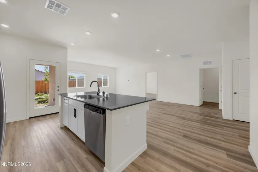 1708 Picetti, Fernley, Nevada 89408, 3 Bedrooms Bedrooms, ,2 BathroomsBathrooms,Residential,Residential,Picetti,260004913