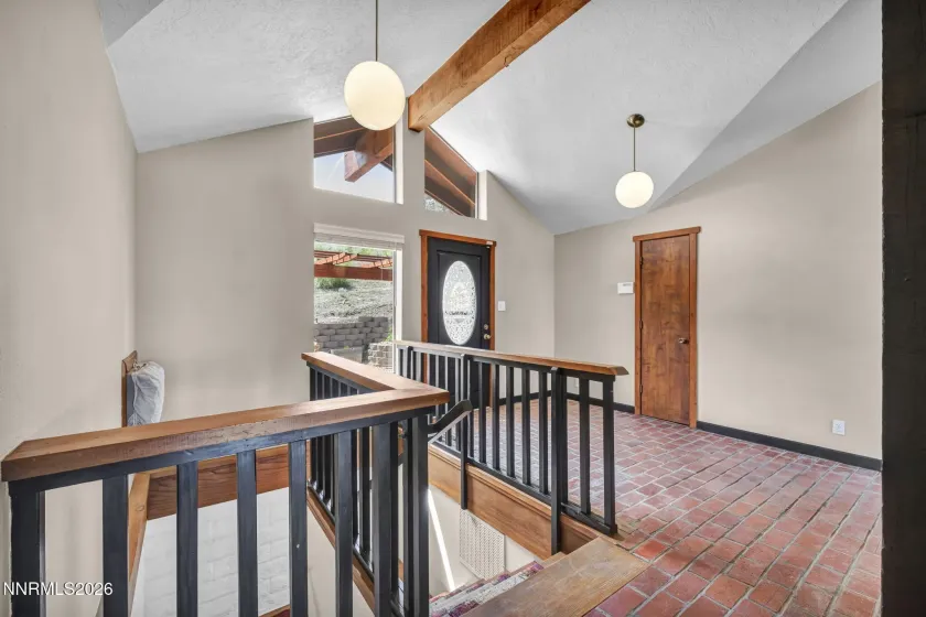 1970 Geiger Grade, Reno, Nevada 89521, 5 Bedrooms Bedrooms, ,4 BathroomsBathrooms,Residential,Residential,Geiger Grade,260004930