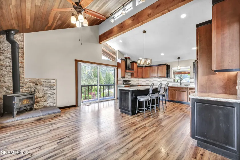 1970 Geiger Grade, Reno, Nevada 89521, 5 Bedrooms Bedrooms, ,4 BathroomsBathrooms,Residential,Residential,Geiger Grade,260004930