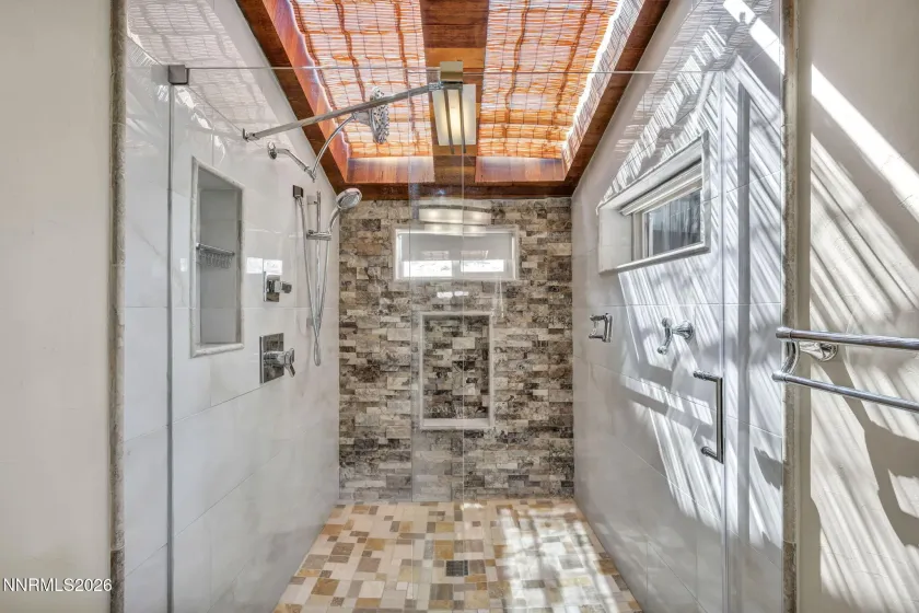 1970 Geiger Grade, Reno, Nevada 89521, 5 Bedrooms Bedrooms, ,4 BathroomsBathrooms,Residential,Residential,Geiger Grade,260004930