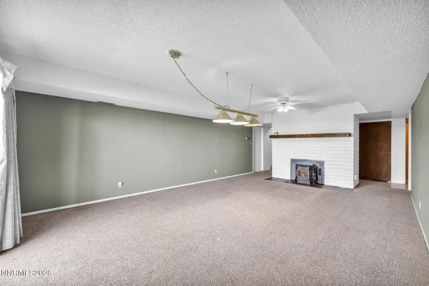 1970 Geiger Grade, Reno, Nevada 89521, 5 Bedrooms Bedrooms, ,4 BathroomsBathrooms,Residential,Residential,Geiger Grade,260004930