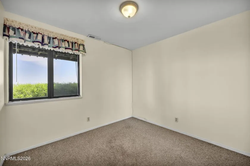 1970 Geiger Grade, Reno, Nevada 89521, 5 Bedrooms Bedrooms, ,4 BathroomsBathrooms,Residential,Residential,Geiger Grade,260004930