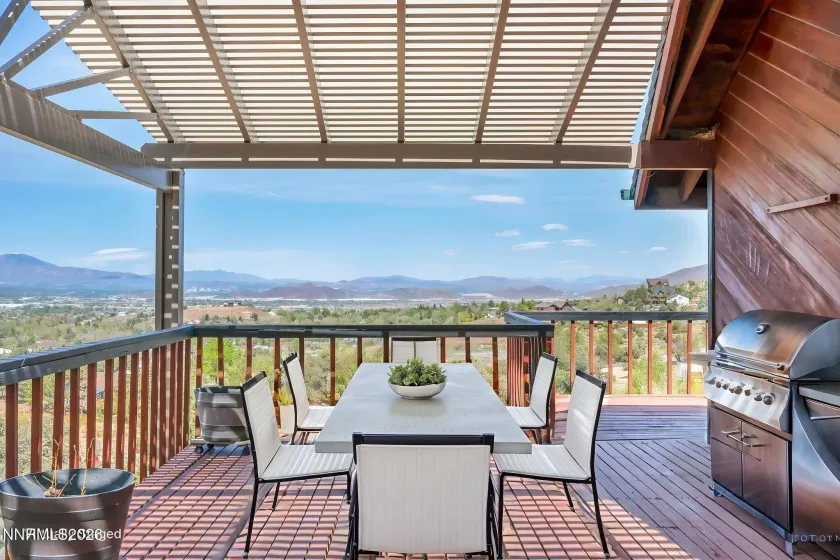 1970 Geiger Grade, Reno, Nevada 89521, 5 Bedrooms Bedrooms, ,4 BathroomsBathrooms,Residential,Residential,Geiger Grade,260004930