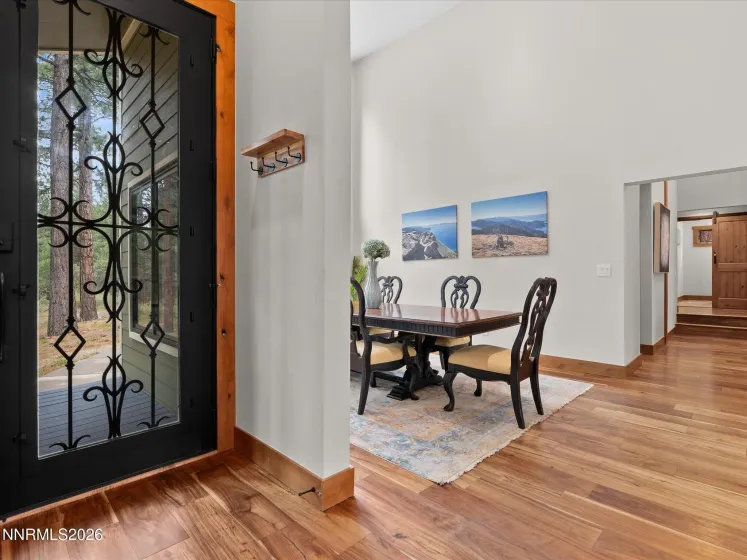 1005 Joy Lake, Reno, Nevada 89511, 3 Bedrooms Bedrooms, ,3 BathroomsBathrooms,Residential,Residential,Joy Lake,260004942