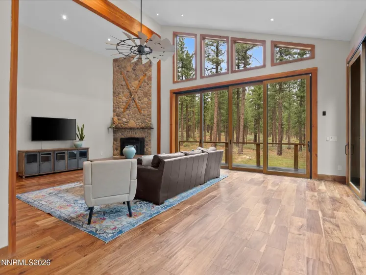 1005 Joy Lake, Reno, Nevada 89511, 3 Bedrooms Bedrooms, ,3 BathroomsBathrooms,Residential,Residential,Joy Lake,260004942