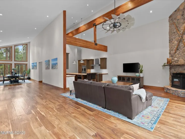 1005 Joy Lake, Reno, Nevada 89511, 3 Bedrooms Bedrooms, ,3 BathroomsBathrooms,Residential,Residential,Joy Lake,260004942