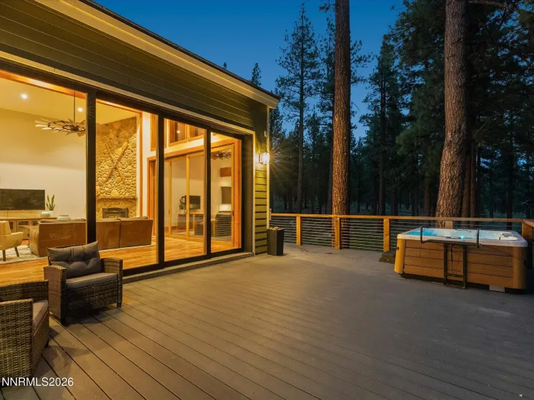 1005 Joy Lake, Reno, Nevada 89511, 3 Bedrooms Bedrooms, ,3 BathroomsBathrooms,Residential,Residential,Joy Lake,260004942