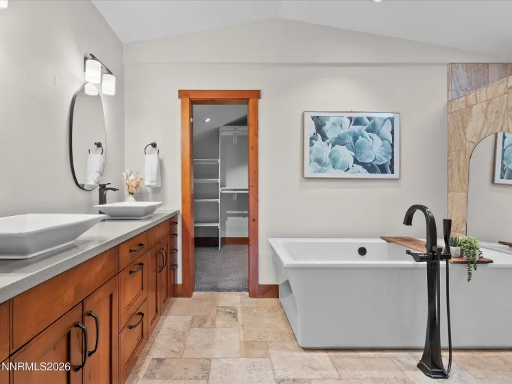 1005 Joy Lake, Reno, Nevada 89511, 3 Bedrooms Bedrooms, ,3 BathroomsBathrooms,Residential,Residential,Joy Lake,260004942