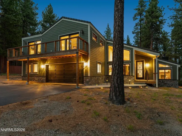 1005 Joy Lake, Reno, Nevada 89511, 3 Bedrooms Bedrooms, ,3 BathroomsBathrooms,Residential,Residential,Joy Lake,260004942