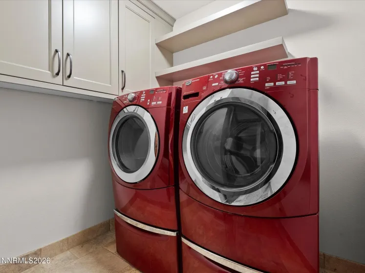 1005 Joy Lake, Reno, Nevada 89511, 3 Bedrooms Bedrooms, ,3 BathroomsBathrooms,Residential,Residential,Joy Lake,260004942