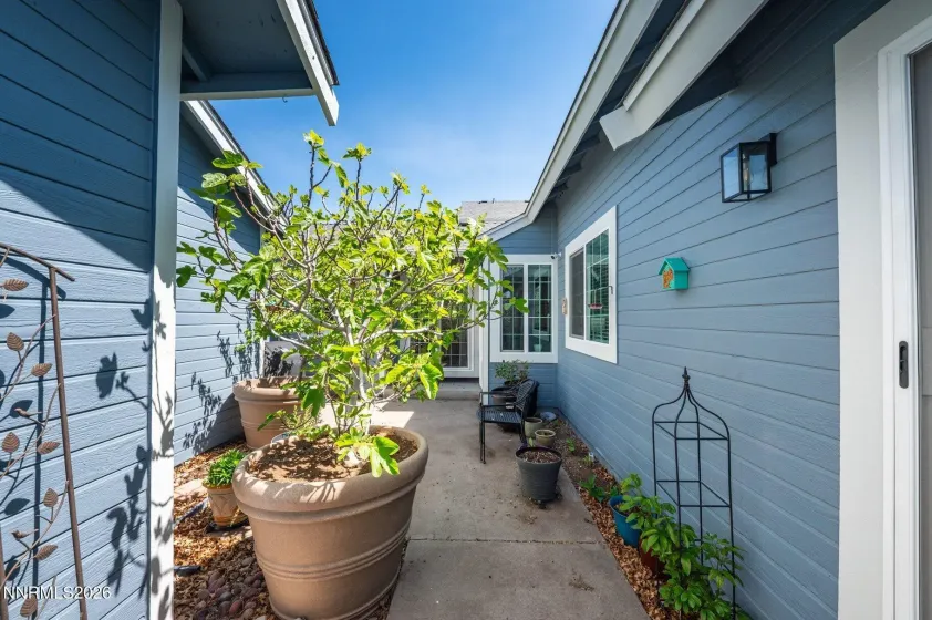 1903 Tuolumne, Reno, Nevada 89523, 2 Bedrooms Bedrooms, ,2 BathroomsBathrooms,Residential,Residential,Tuolumne,260004944