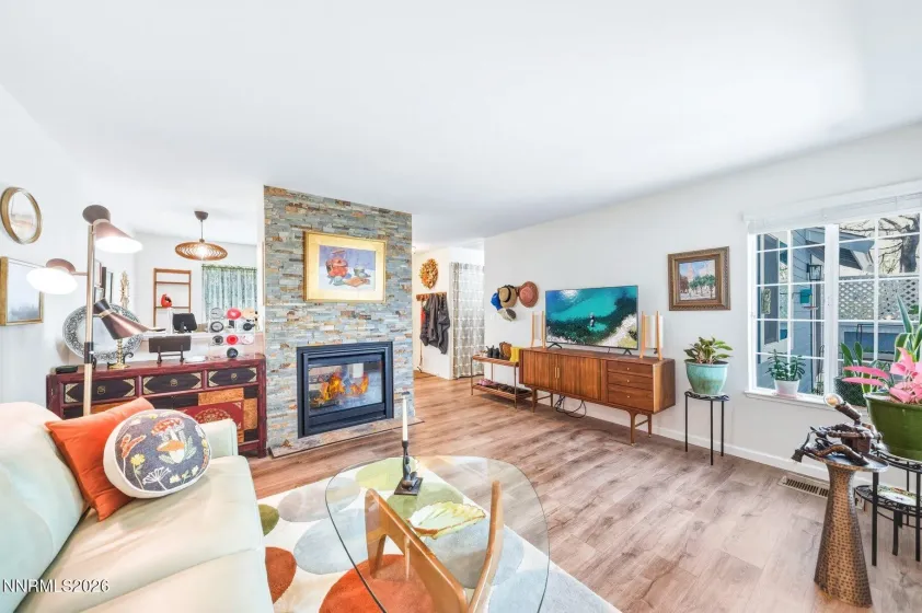 1903 Tuolumne, Reno, Nevada 89523, 2 Bedrooms Bedrooms, ,2 BathroomsBathrooms,Residential,Residential,Tuolumne,260004944