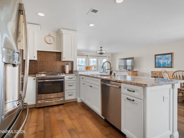 1299 White Ash, Gardnerville, Nevada 89410, 3 Bedrooms Bedrooms, ,2 BathroomsBathrooms,Residential,Residential,White Ash,260004945