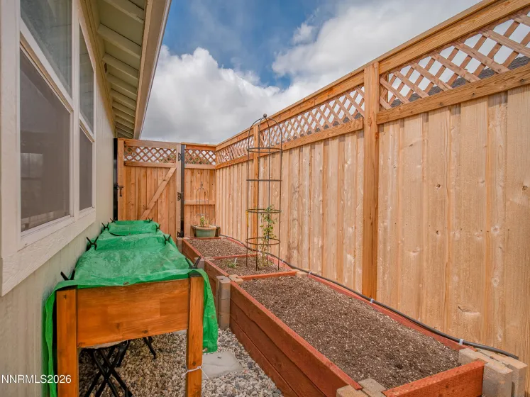 1299 White Ash, Gardnerville, Nevada 89410, 3 Bedrooms Bedrooms, ,2 BathroomsBathrooms,Residential,Residential,White Ash,260004945