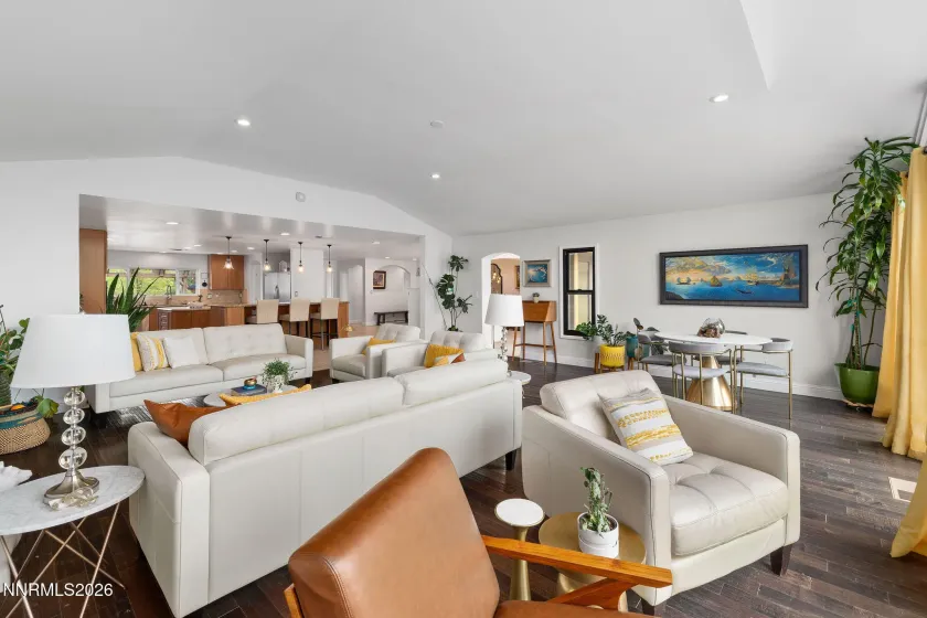 2785 Skyline, Reno, Nevada 89509, 4 Bedrooms Bedrooms, ,3 BathroomsBathrooms,Residential,Residential,Skyline,260004949