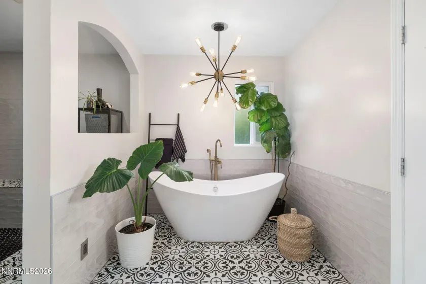 2785 Skyline, Reno, Nevada 89509, 4 Bedrooms Bedrooms, ,3 BathroomsBathrooms,Residential,Residential,Skyline,260004949