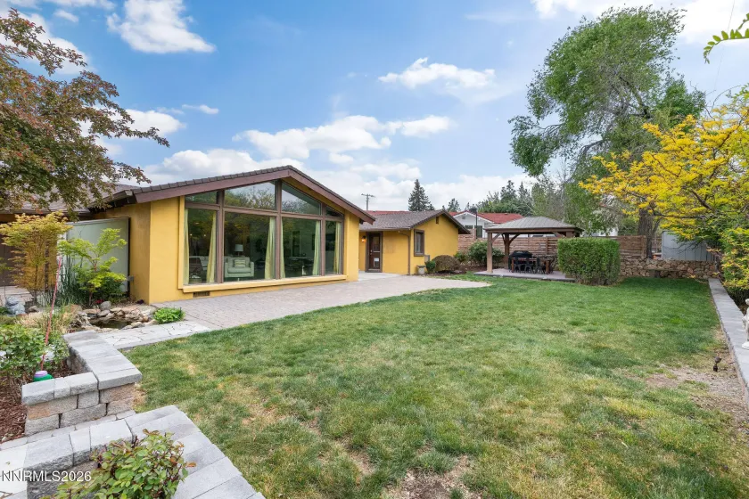 2785 Skyline, Reno, Nevada 89509, 4 Bedrooms Bedrooms, ,3 BathroomsBathrooms,Residential,Residential,Skyline,260004949