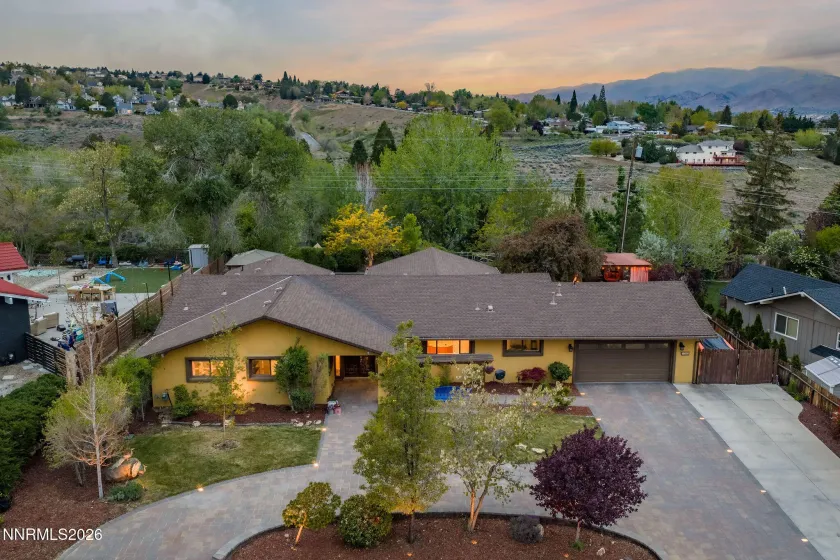 2785 Skyline, Reno, Nevada 89509, 4 Bedrooms Bedrooms, ,3 BathroomsBathrooms,Residential,Residential,Skyline,260004949