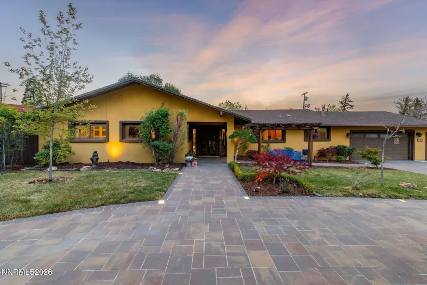 2785 Skyline, Reno, Nevada 89509, 4 Bedrooms Bedrooms, ,3 BathroomsBathrooms,Residential,Residential,Skyline,260004949