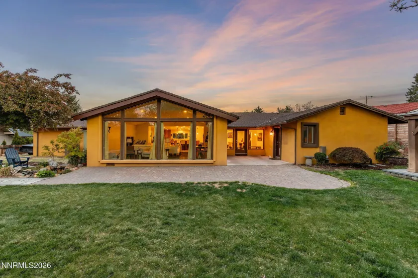 2785 Skyline, Reno, Nevada 89509, 4 Bedrooms Bedrooms, ,3 BathroomsBathrooms,Residential,Residential,Skyline,260004949