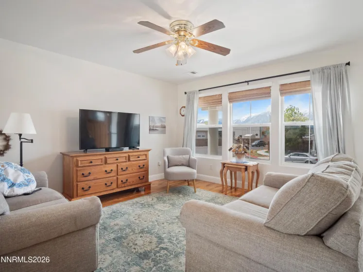 1297 White Ash, Gardnerville, Nevada 89410, 3 Bedrooms Bedrooms, ,2 BathroomsBathrooms,Residential,Residential,White Ash,260004948