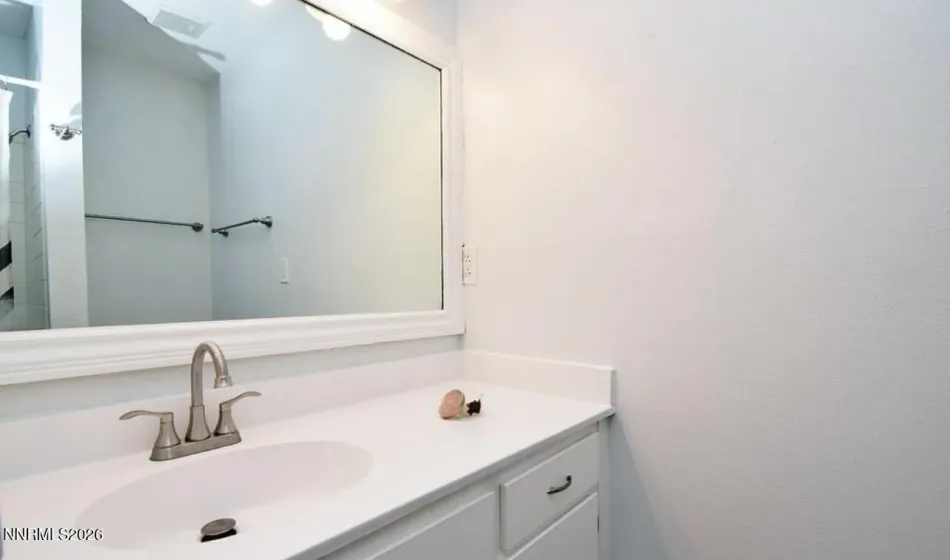 2555 Clear Acre, Reno, Nevada 89512, 2 Bedrooms Bedrooms, ,2 BathroomsBathrooms,Residential,Residential,Clear Acre,260004952