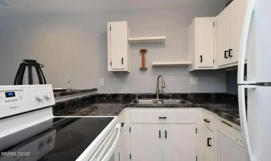 2555 Clear Acre, Reno, Nevada 89512, 2 Bedrooms Bedrooms, ,2 BathroomsBathrooms,Residential,Residential,Clear Acre,260004952