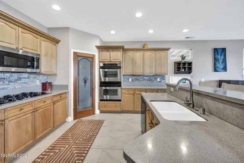 5409 Hidden Valley, Reno, Nevada 89502, 4 Bedrooms Bedrooms, ,3 BathroomsBathrooms,Residential,Residential,Hidden Valley,260004966