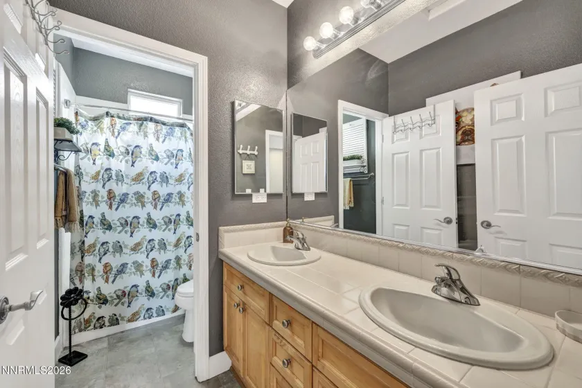 5409 Hidden Valley, Reno, Nevada 89502, 4 Bedrooms Bedrooms, ,3 BathroomsBathrooms,Residential,Residential,Hidden Valley,260004966