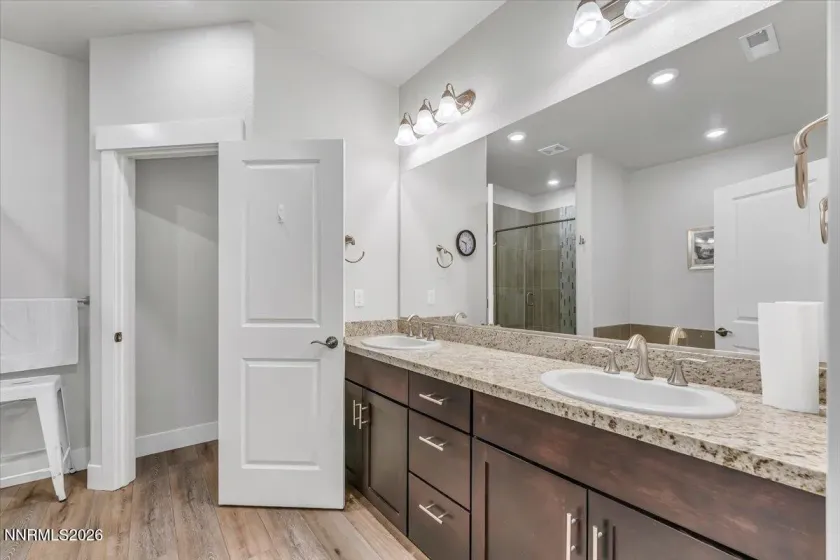 1202 Gilman, Gardnerville, Nevada 89410, 3 Bedrooms Bedrooms, ,2 BathroomsBathrooms,Residential,Residential,Gilman,260004967