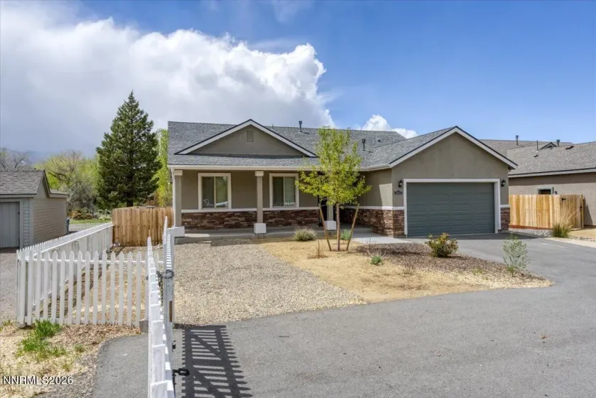 1202 Gilman, Gardnerville, Nevada 89410, 3 Bedrooms Bedrooms, ,2 BathroomsBathrooms,Residential,Residential,Gilman,260004967