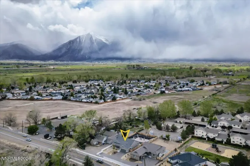 1202 Gilman, Gardnerville, Nevada 89410, 3 Bedrooms Bedrooms, ,2 BathroomsBathrooms,Residential,Residential,Gilman,260004967