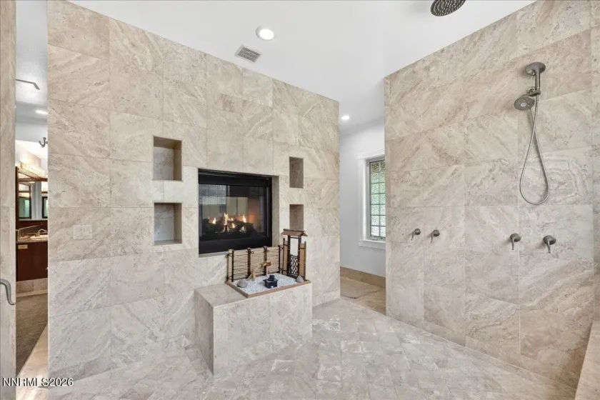 5925 Lake Geneva, Reno, Nevada 89511, 6 Bedrooms Bedrooms, ,8 BathroomsBathrooms,Residential,Residential,Lake Geneva,260004968