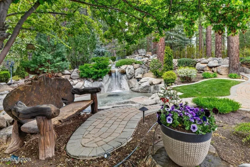 5925 Lake Geneva, Reno, Nevada 89511, 6 Bedrooms Bedrooms, ,8 BathroomsBathrooms,Residential,Residential,Lake Geneva,260004968
