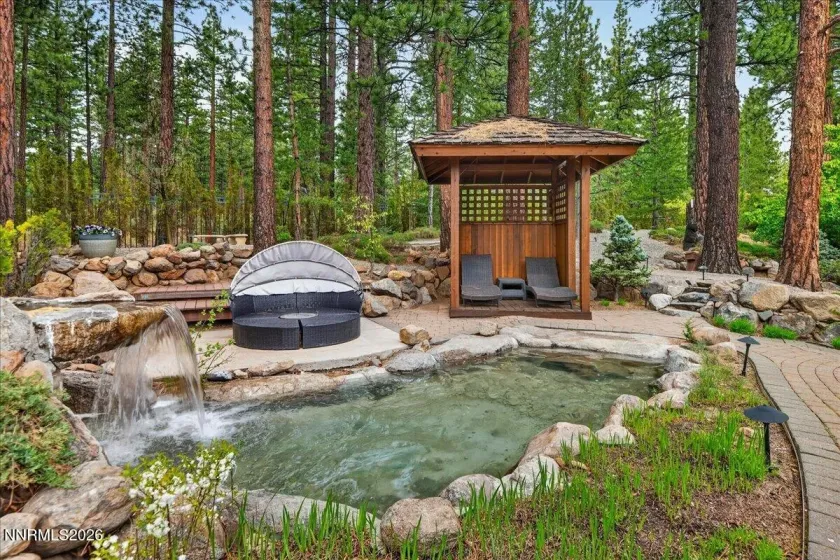 5925 Lake Geneva, Reno, Nevada 89511, 6 Bedrooms Bedrooms, ,8 BathroomsBathrooms,Residential,Residential,Lake Geneva,260004968