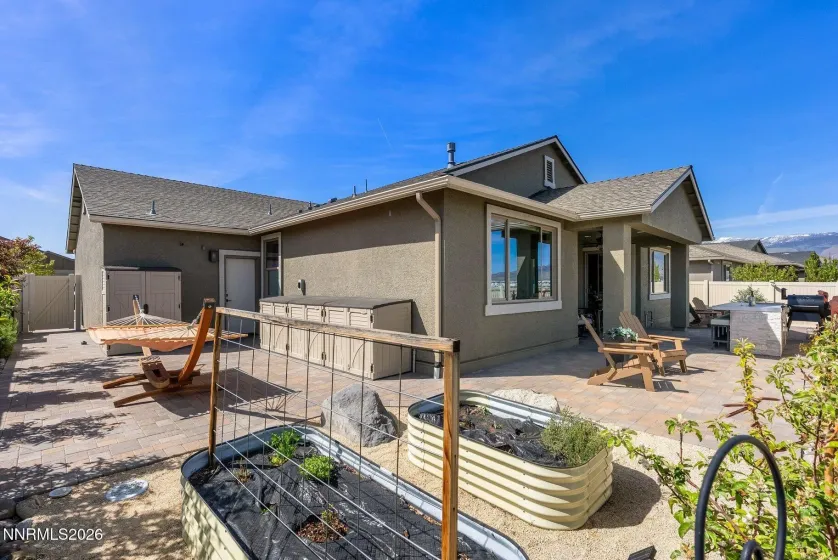 560 Riverbed, Reno, Nevada 89521, 3 Bedrooms Bedrooms, ,3 BathroomsBathrooms,Residential,Residential,Riverbed,260004971