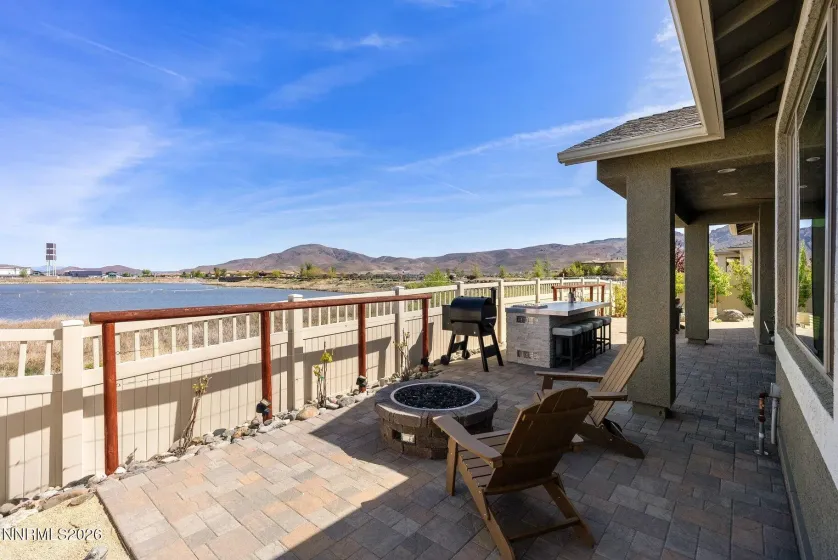 560 Riverbed, Reno, Nevada 89521, 3 Bedrooms Bedrooms, ,3 BathroomsBathrooms,Residential,Residential,Riverbed,260004971