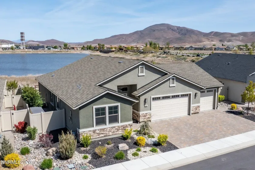 560 Riverbed, Reno, Nevada 89521, 3 Bedrooms Bedrooms, ,3 BathroomsBathrooms,Residential,Residential,Riverbed,260004971