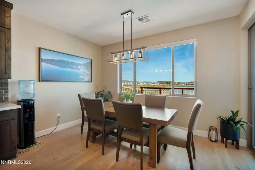 560 Riverbed, Reno, Nevada 89521, 3 Bedrooms Bedrooms, ,3 BathroomsBathrooms,Residential,Residential,Riverbed,260004971