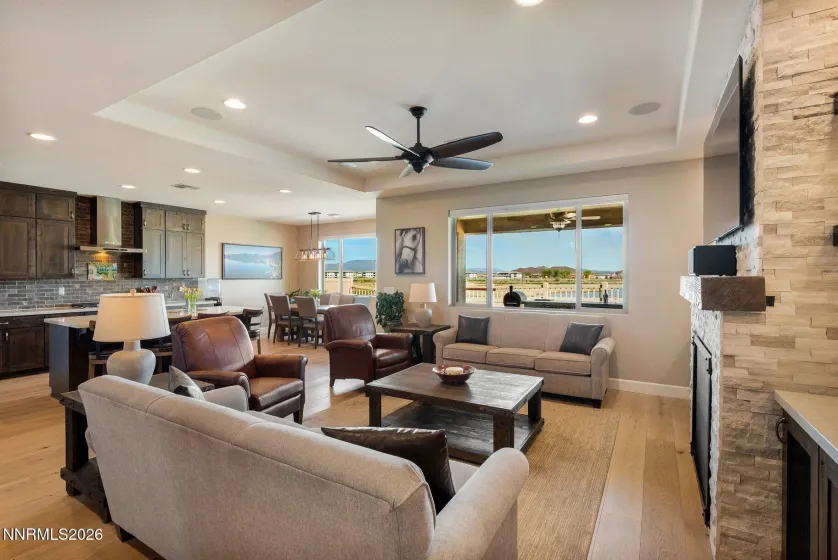 560 Riverbed, Reno, Nevada 89521, 3 Bedrooms Bedrooms, ,3 BathroomsBathrooms,Residential,Residential,Riverbed,260004971