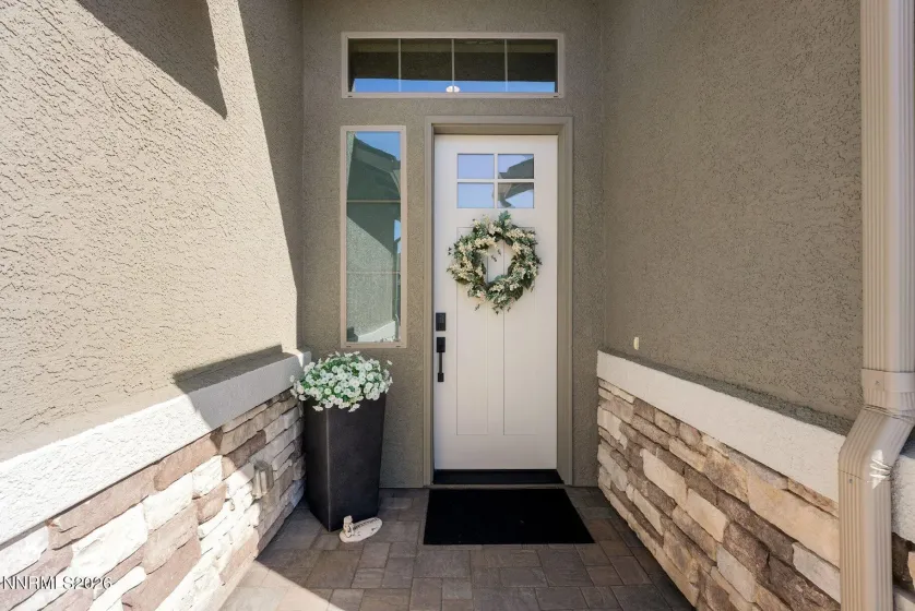 560 Riverbed, Reno, Nevada 89521, 3 Bedrooms Bedrooms, ,3 BathroomsBathrooms,Residential,Residential,Riverbed,260004971